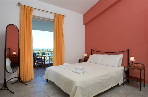 Irene Studios Hotel Evia Екстер'єр фото