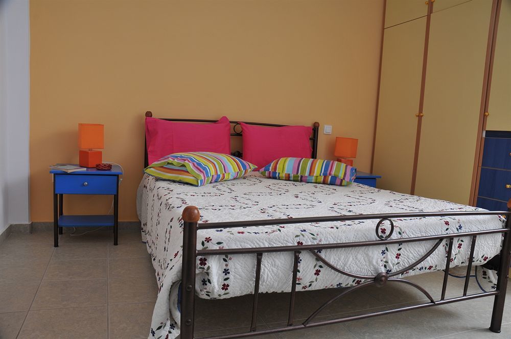 Irene Studios Hotel Evia Екстер'єр фото